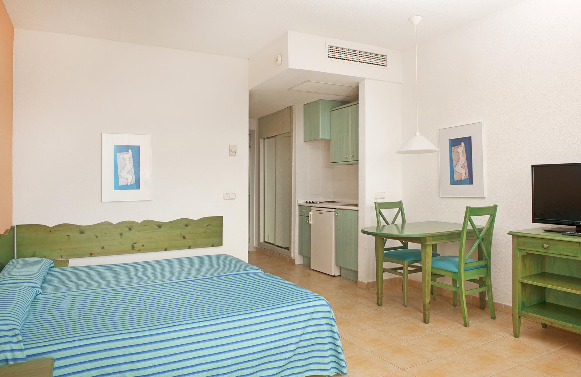 Iberostar Waves Ciudad Blanca Hotel Alcudia  Exterior photo