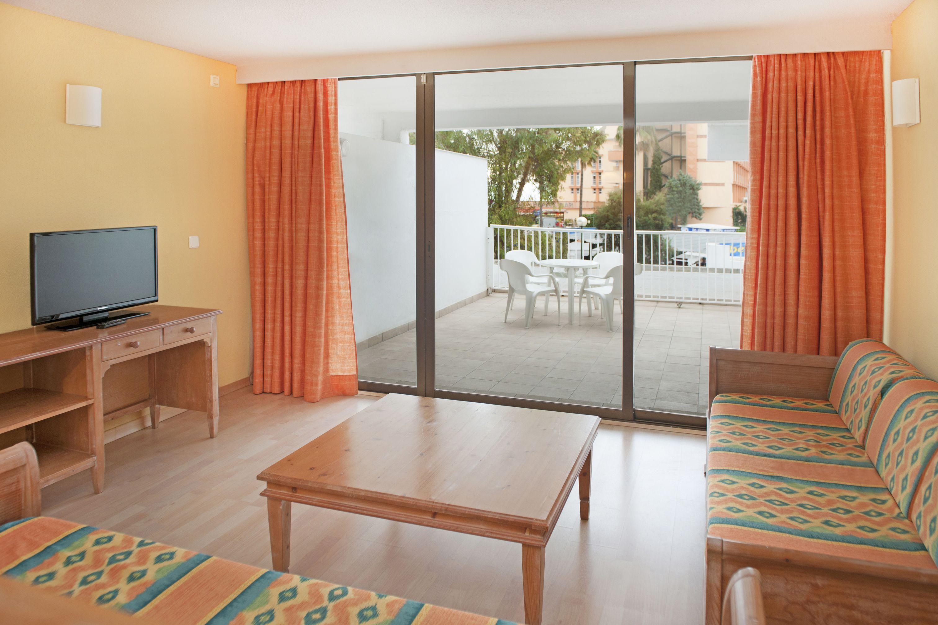 Iberostar Waves Ciudad Blanca Hotel Alcudia  Exterior photo