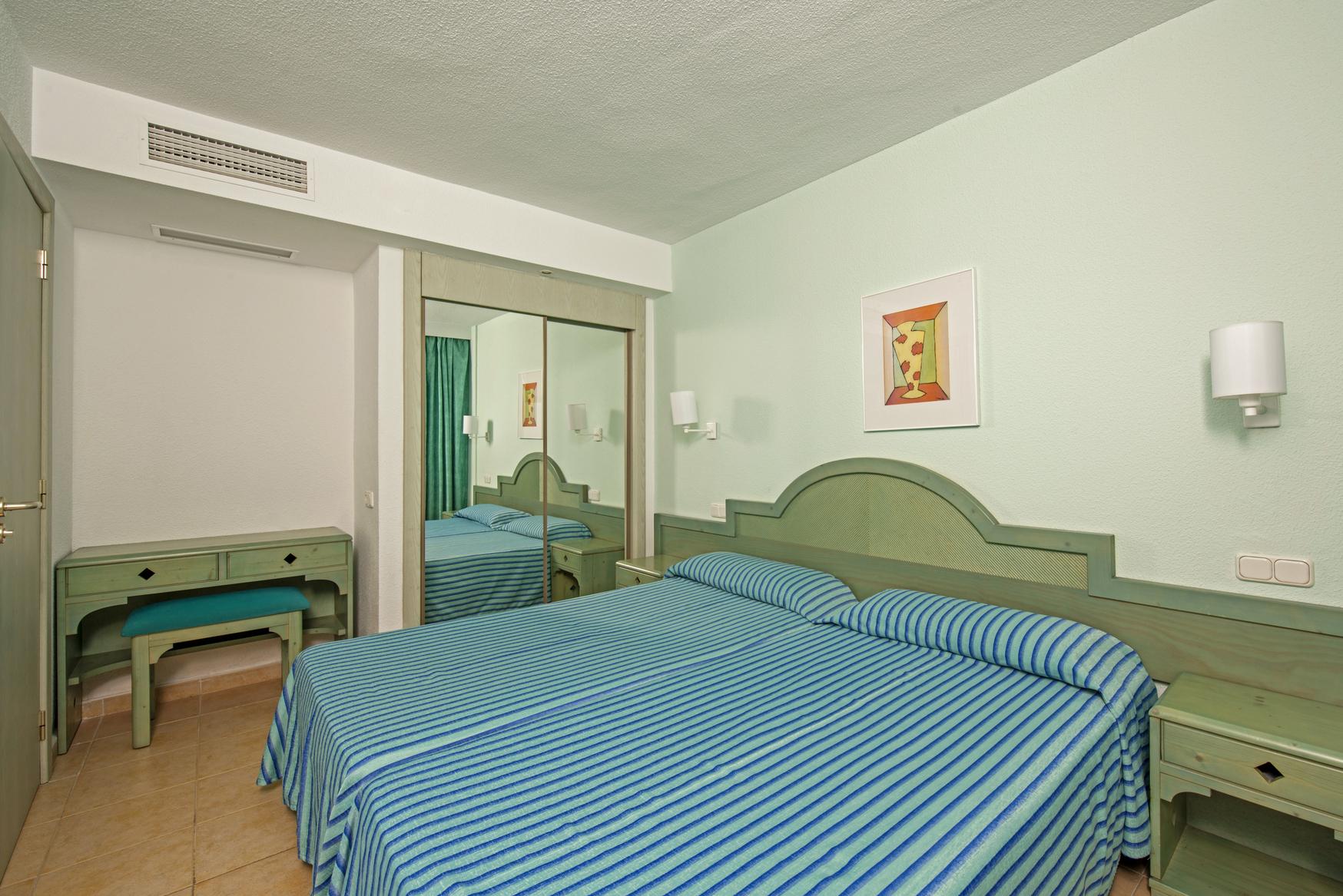 Iberostar Waves Ciudad Blanca Hotel Alcudia  Exterior photo