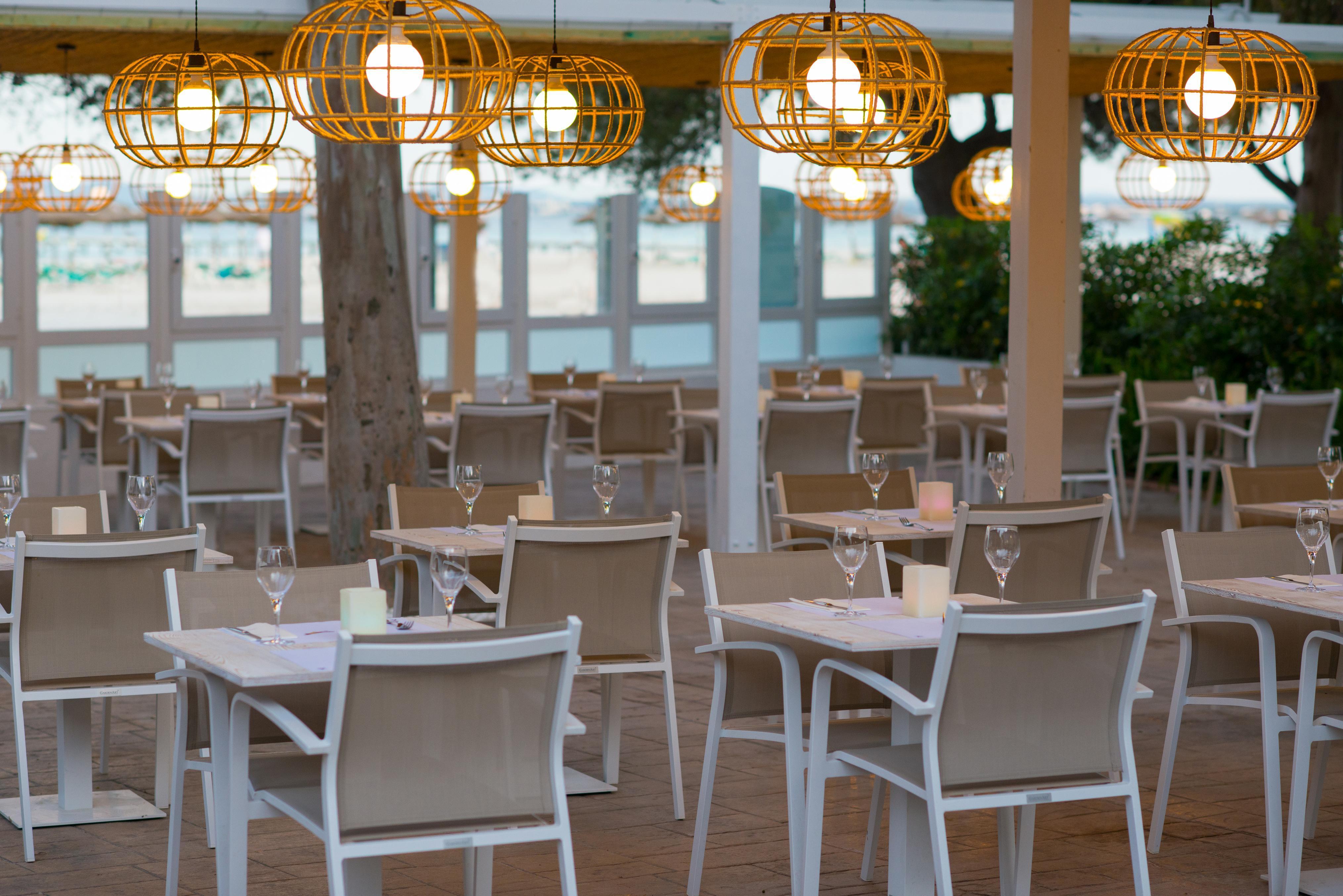 Iberostar Waves Ciudad Blanca Hotel Alcudia  Exterior photo