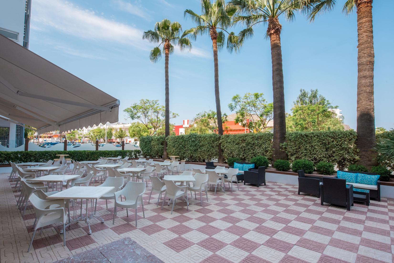 Iberostar Waves Ciudad Blanca Hotel Alcudia  Exterior photo