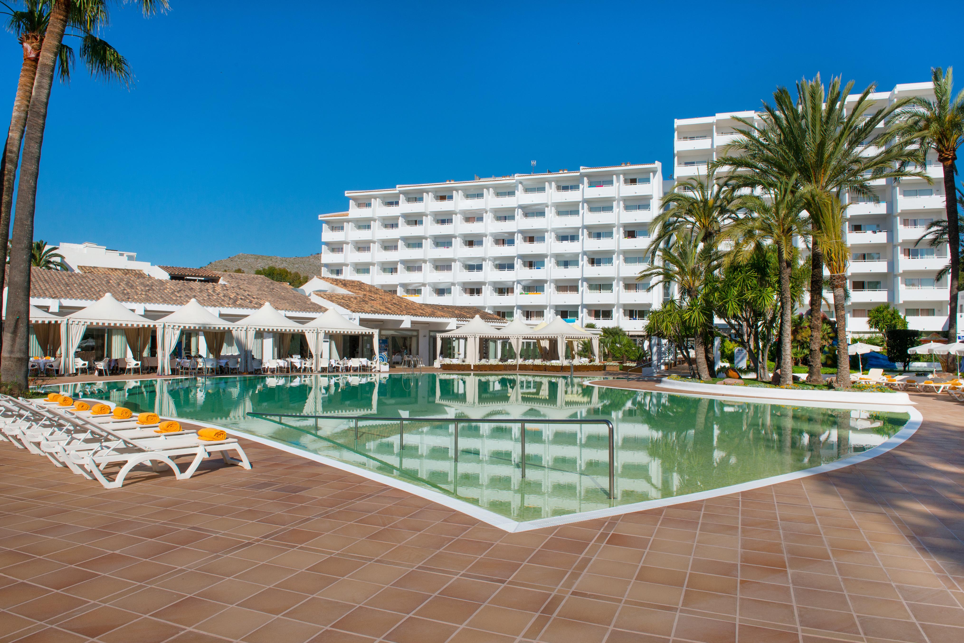 Iberostar Waves Ciudad Blanca Hotel Alcudia  Exterior photo