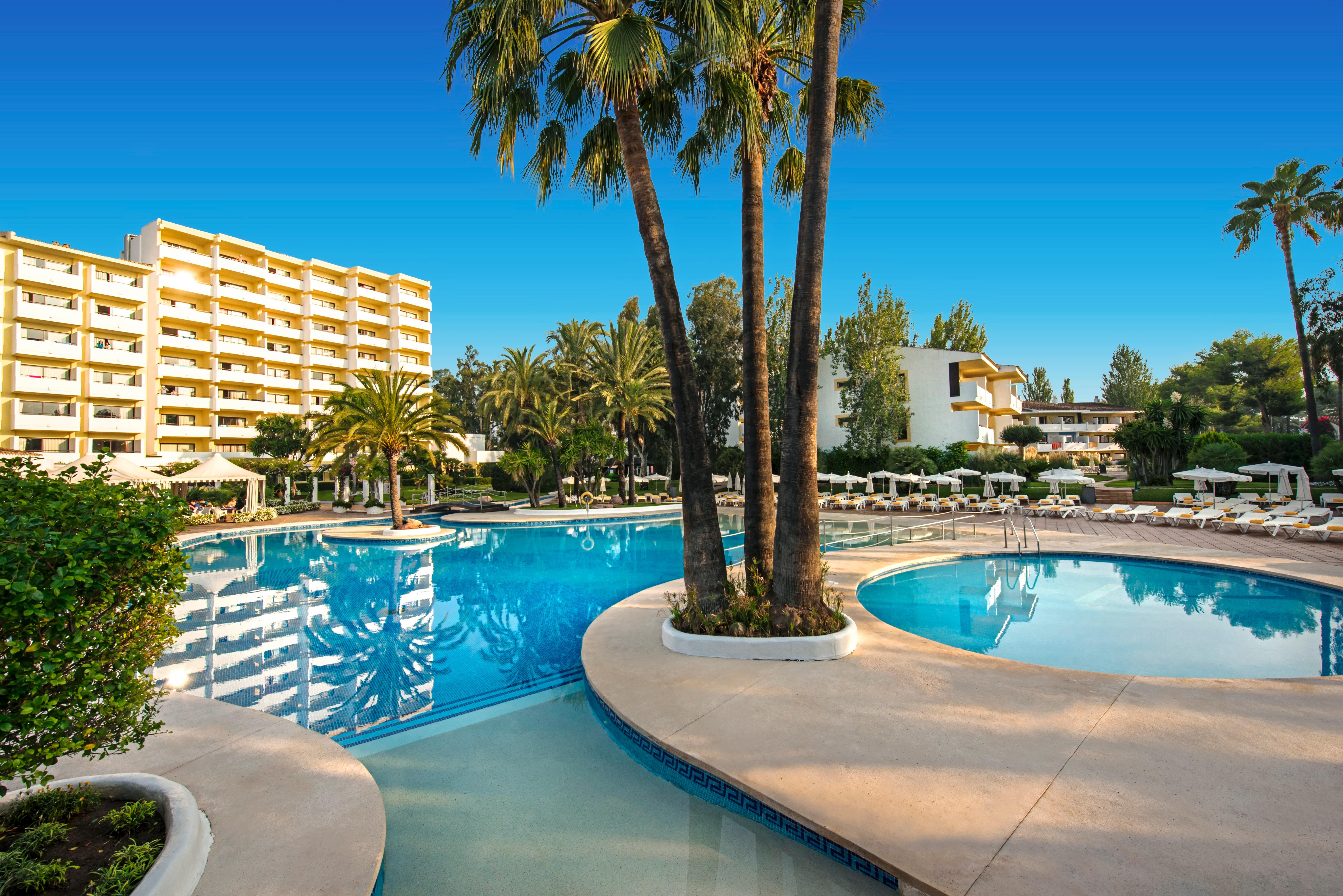 Iberostar Waves Ciudad Blanca Hotel Alcudia  Exterior photo