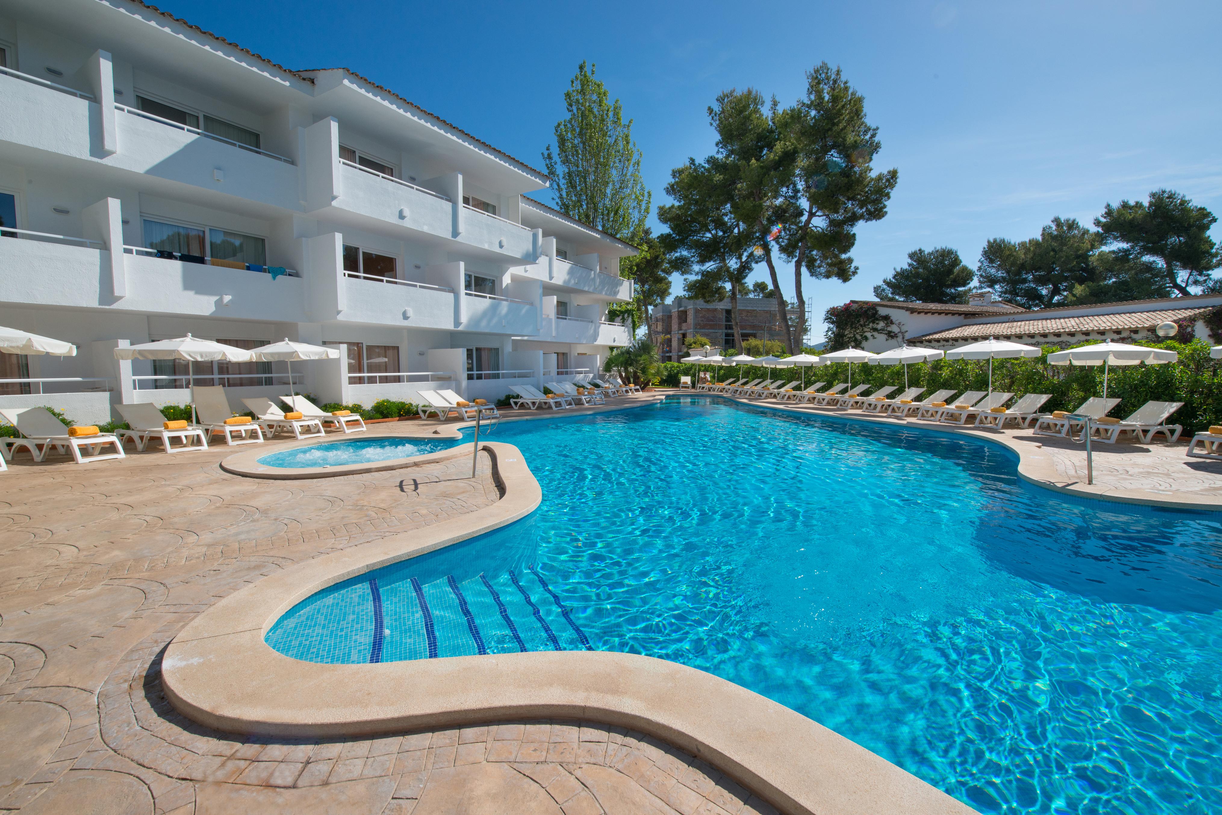 Iberostar Waves Ciudad Blanca Hotel Alcudia  Exterior photo