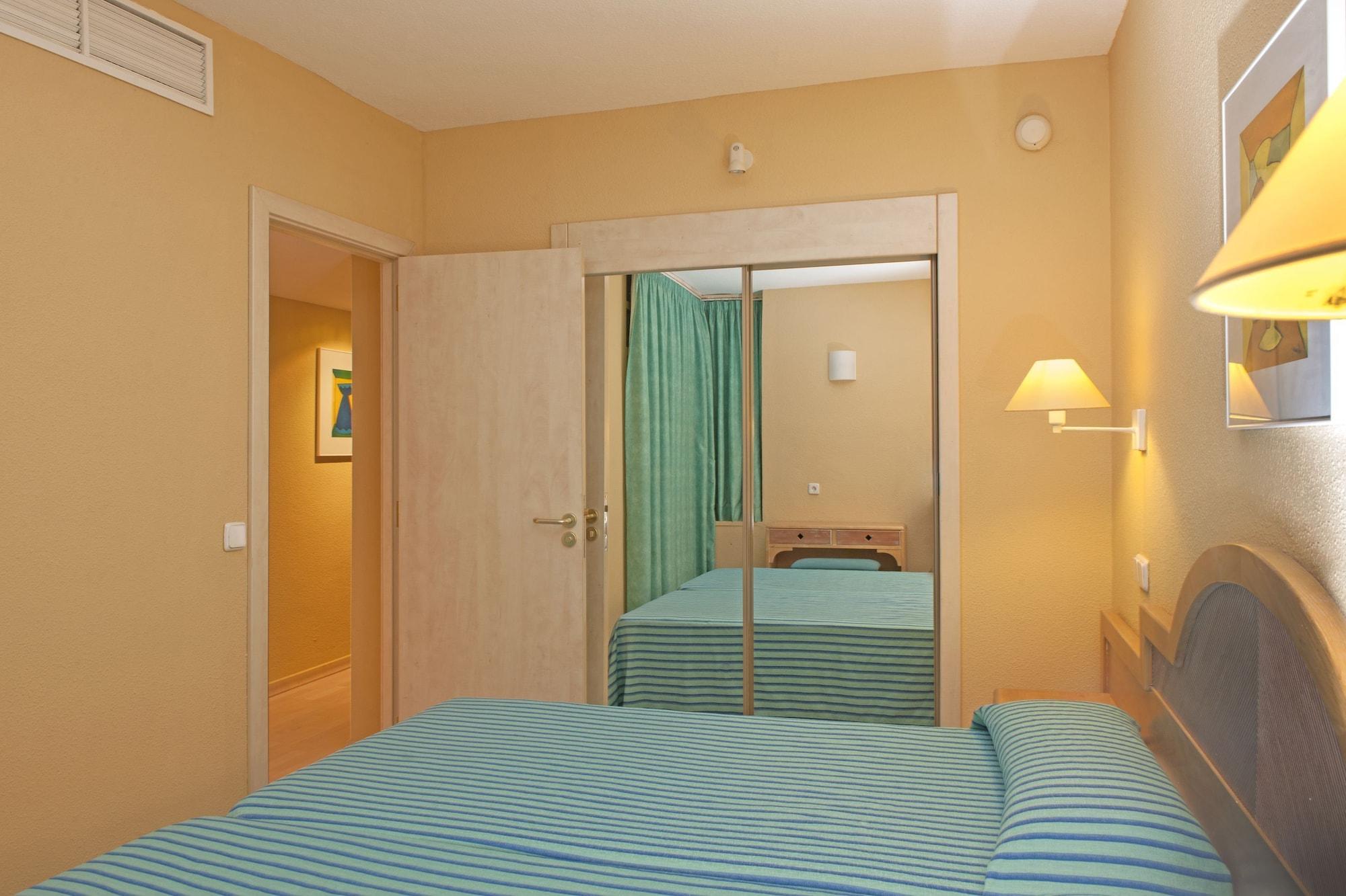 Iberostar Waves Ciudad Blanca Hotel Alcudia  Exterior photo