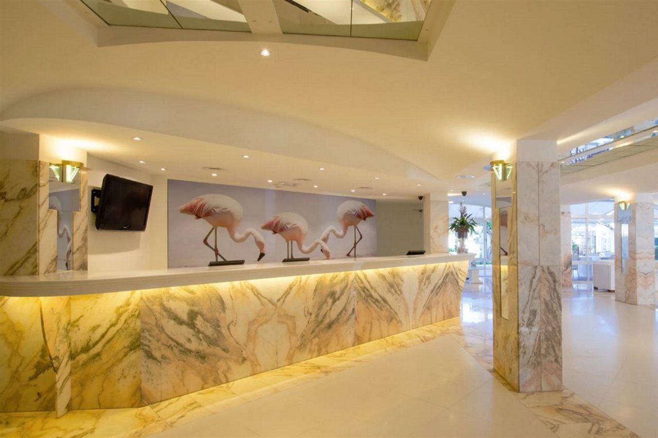 Iberostar Waves Ciudad Blanca Hotel Alcudia  Exterior photo